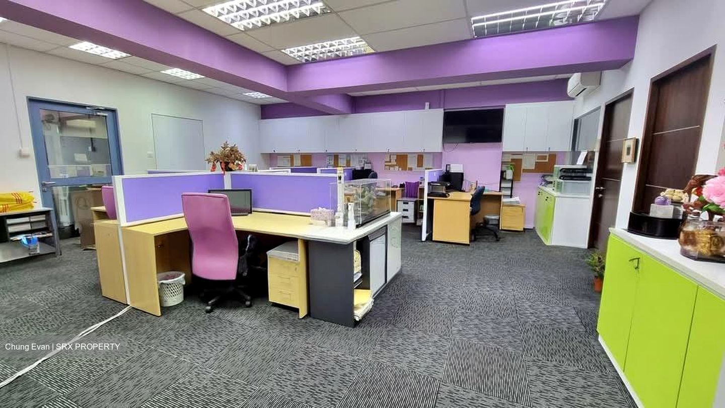 Bartley Biz Centre (D14), Factory #585973151